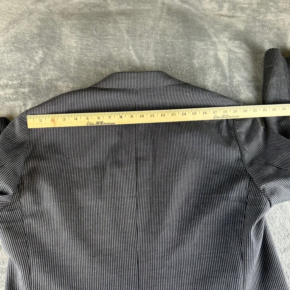 Corneliani Gray Pinstripe Blazer 2-Button Sport Coat Mens ~42R Cotton Flax Silk